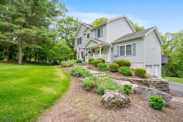 Backyard, Exterior, Facade, Farmhouse