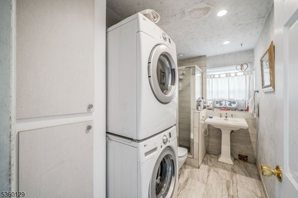 Bathroom, Interior, Marble, Recessed Lighting, Utility Closets, Washer