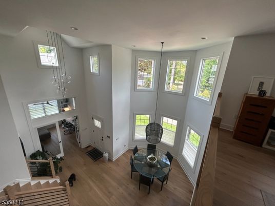 Interior, Pendant Lights, Wood Texture Flooring