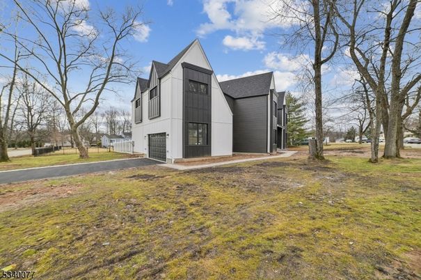 Attached, Backyard, Exterior, Facade, A Frame