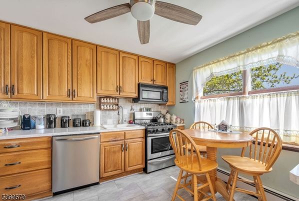 Interior, Kitchen, Stainless Steel Appliances