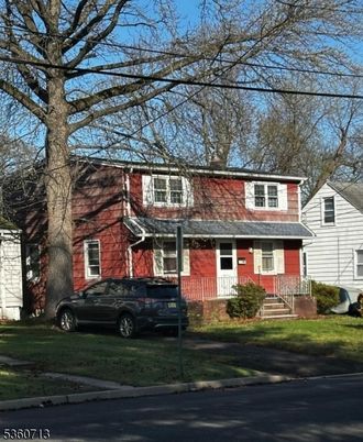 Exterior, Facade, Cape Cod