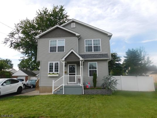Backyard, Exterior, Facade, American Craftsman