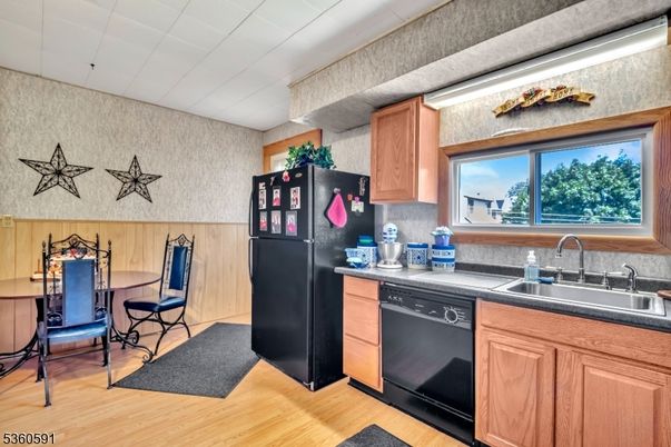 Interior, Kitchen, Wood Texture Flooring
