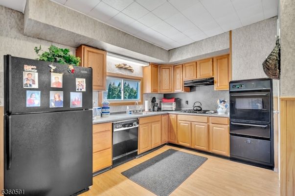 Interior, Kitchen, Wood Texture Flooring