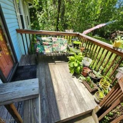 Exterior, Wood Texture Flooring