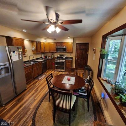 Dining room, Interior, Kitchen, Stainless Steel Appliances, Wood Texture Flooring