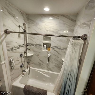 Bathroom, Interior, Marble Walls, Recessed Lighting