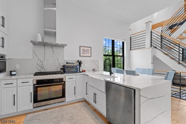 Dining room, Interior, Kitchen, Marble Walls, Stainless Steel Appliances, Wood Texture Flooring