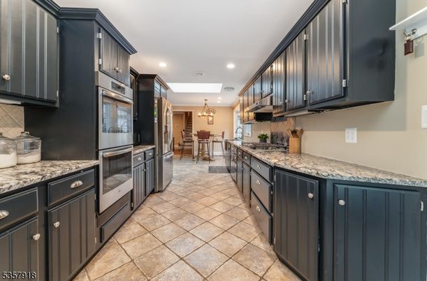 Chandelier, Dining room, Interior, Kitchen, Recessed Lighting
