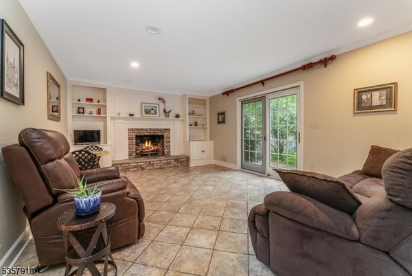 Fireplace, Interior, Living room, Recessed Lighting