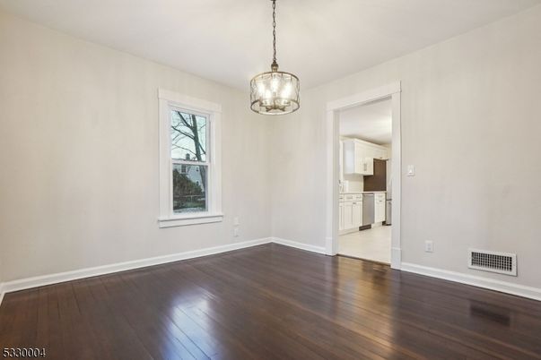 Empty room, Interior, Pendant Lights, Wood Texture Flooring