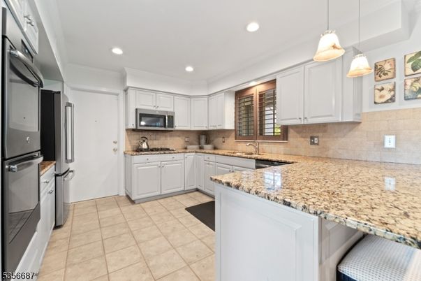 Interior, Kitchen, Pendant Lights, Recessed Lighting