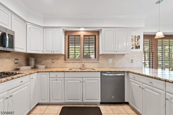 Interior, Kitchen, Pendant Lights