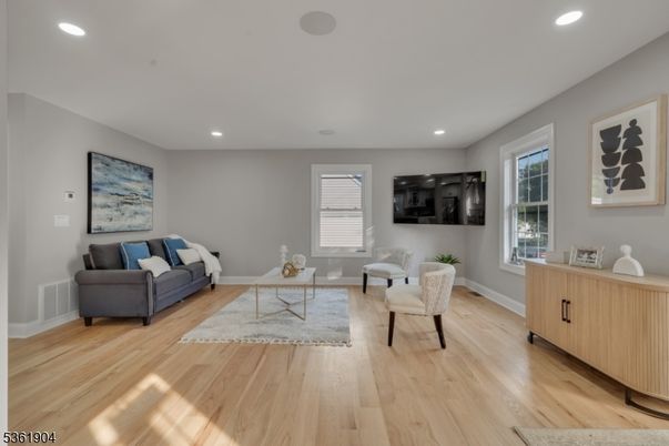 Interior, Living room, Recessed Lighting, Wood Texture Flooring