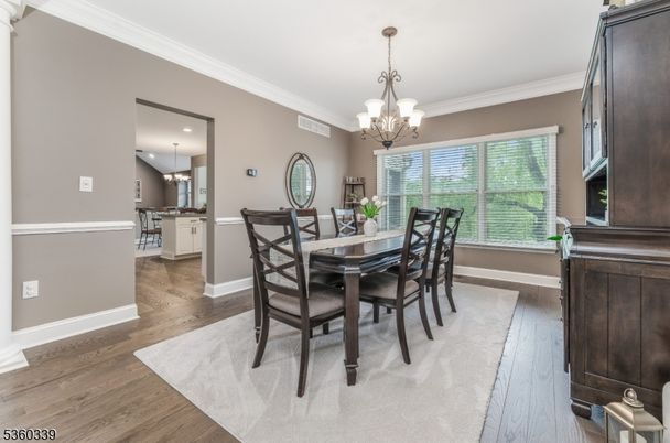 Chandelier, Dining room, Interior, Kitchen, Pendant Lights, Recessed Lighting, Wood Texture Flooring
