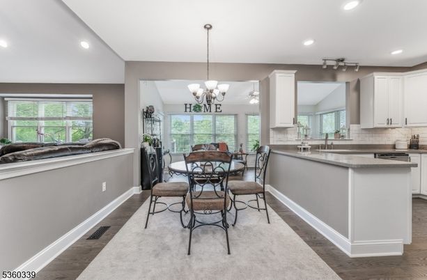 Chandelier, Dining room, Interior, Kitchen, Recessed Lighting, Wood Texture Flooring