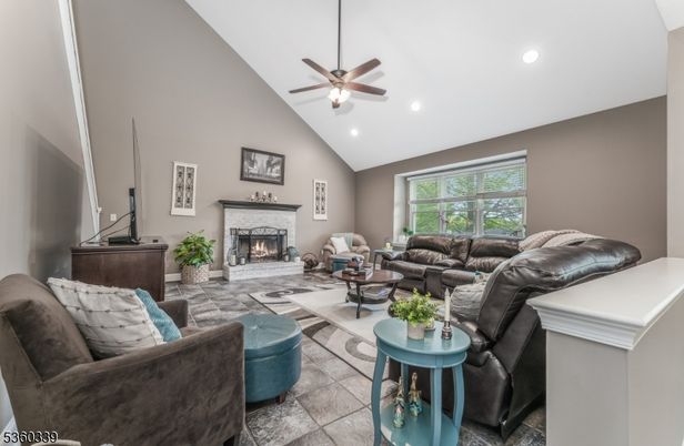 Fireplace, Interior, Living room, Recessed Lighting