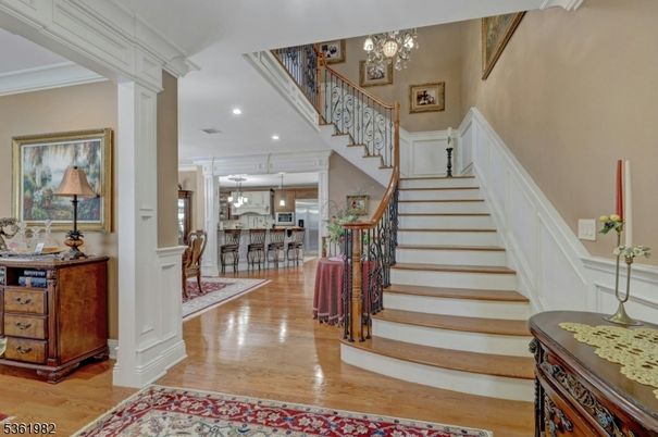 Chandelier, Dining room, Interior, Pendant Lights, Recessed Lighting, Wood Texture Flooring