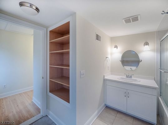 Bathroom, Interior, Wood Texture Flooring