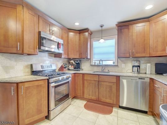 Interior, Kitchen, Pendant Lights, Recessed Lighting, Stainless Steel Appliances