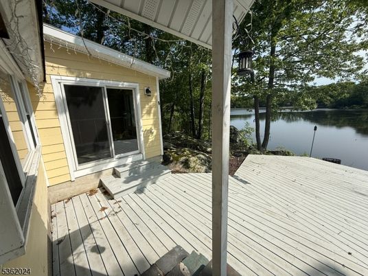 Exterior, Water