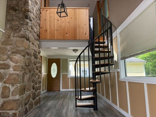 Interior, Pendant Lights, Stone Walls, Wood Texture Flooring