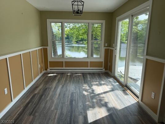 Empty room, Interior, Water, Wood Texture Flooring