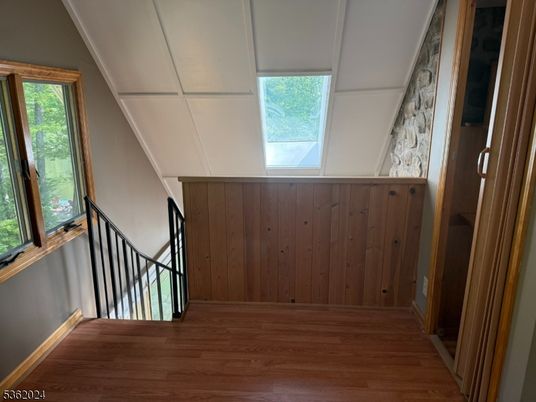 Empty room, Interior, Wood Texture Flooring, Wooden Walls