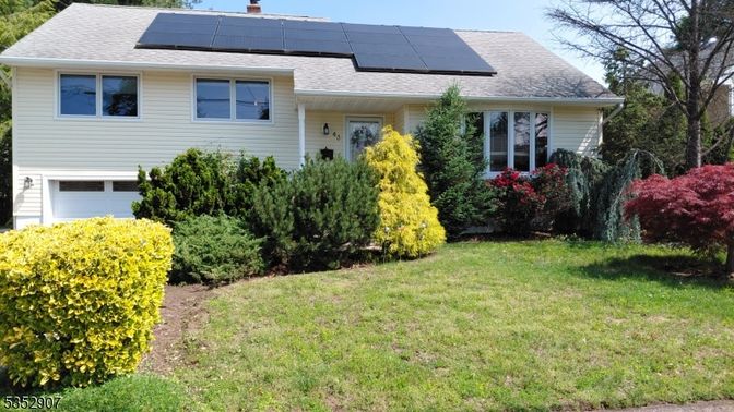 Attached, Exterior, Facade, Solar Panels, Cape Cod