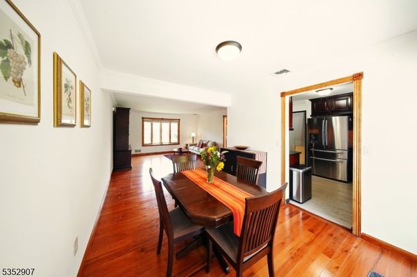 Dining room, Interior, Kitchen, Stainless Steel Appliances, Wood Texture Flooring