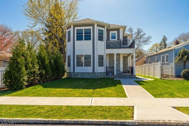 Backyard, Exterior, Facade, Georgian