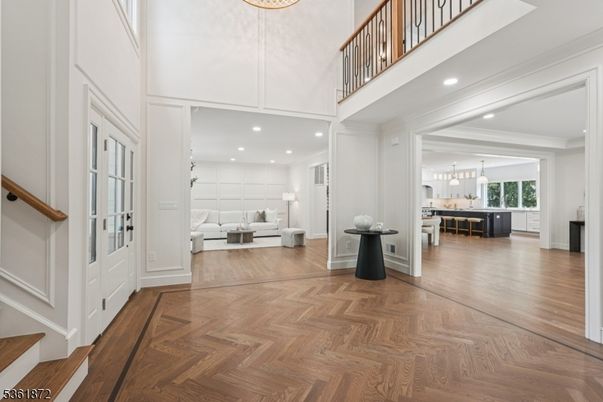 Interior, Living room, Pendant Lights, Recessed Lighting, Wood Texture Flooring