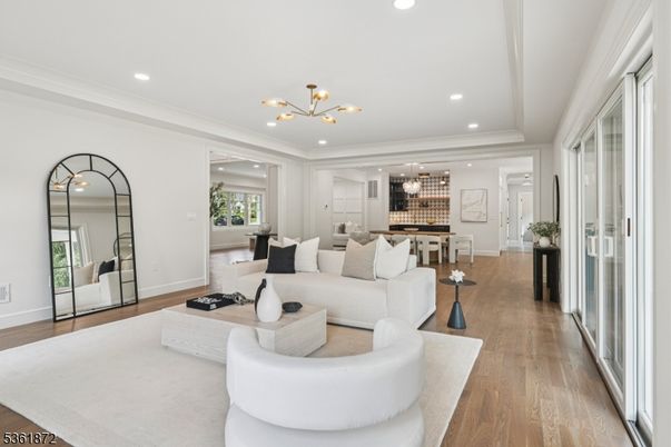 Dining room, Interior, Living room, Pendant Lights, Recessed Lighting, Wood Texture Flooring