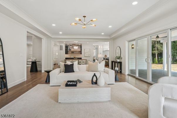 Interior, Living room, Pendant Lights, Recessed Lighting, Wood Texture Flooring