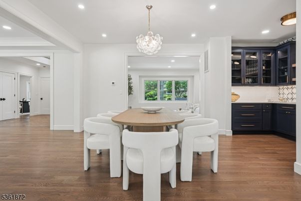 Dining room, Interior, Pendant Lights, Recessed Lighting, Wood Texture Flooring