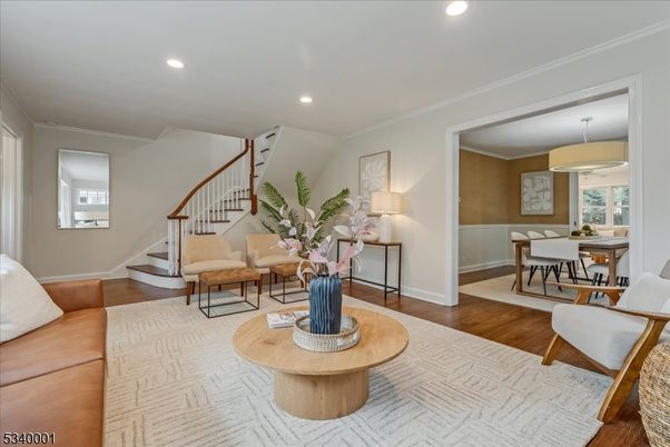 Dining room, Interior, Living room, Pendant Lights, Recessed Lighting, Wood Texture Flooring