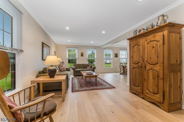 Dining room, Interior, Living room, Recessed Lighting, Wood Texture Flooring