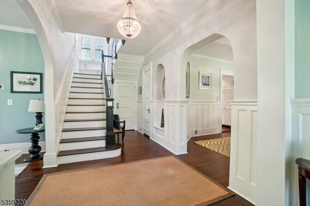 Chandelier, Interior, Wood Texture Flooring