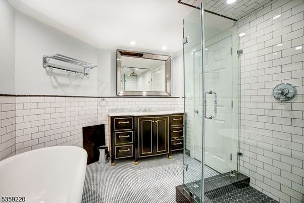 Bathroom, Free Standing Baths, Glass Shower, Interior, Recessed Lighting