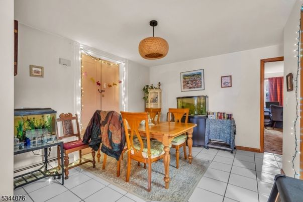 Dining room, Interior