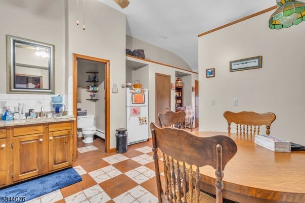 Dining room, Interior