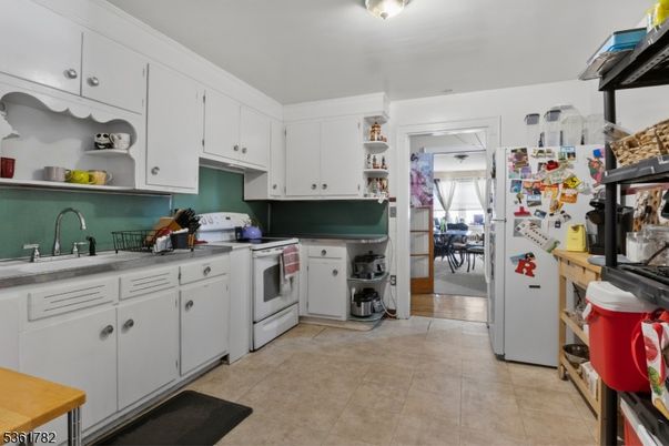 Interior, Kitchen