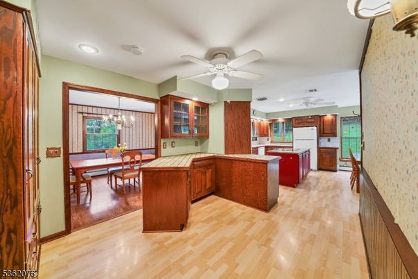 Chandelier, Dining room, Interior, Kitchen, Recessed Lighting, Wood Texture Flooring