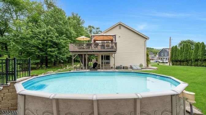 Backyard, Exterior, Pool