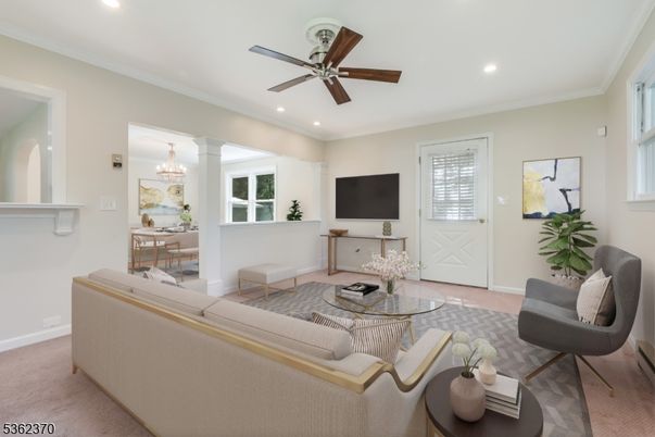 Chandelier, Dining room, Interior, Living room, Recessed Lighting