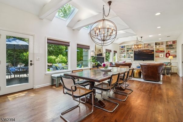 Chandelier, Dining room, Interior, Living room, Recessed Lighting, Wood Texture Flooring