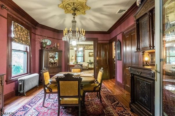 Chandelier, Dining room, Fireplace, Interior, Wood Texture Flooring