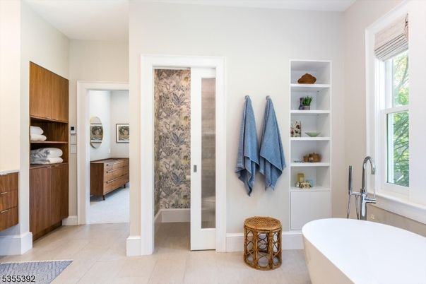 Bathroom, Free Standing Baths, Interior