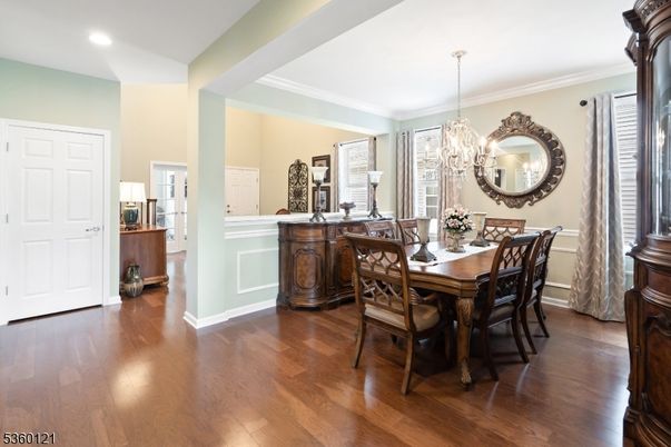 Chandelier, Dining room, Interior, Recessed Lighting, Wood Texture Flooring